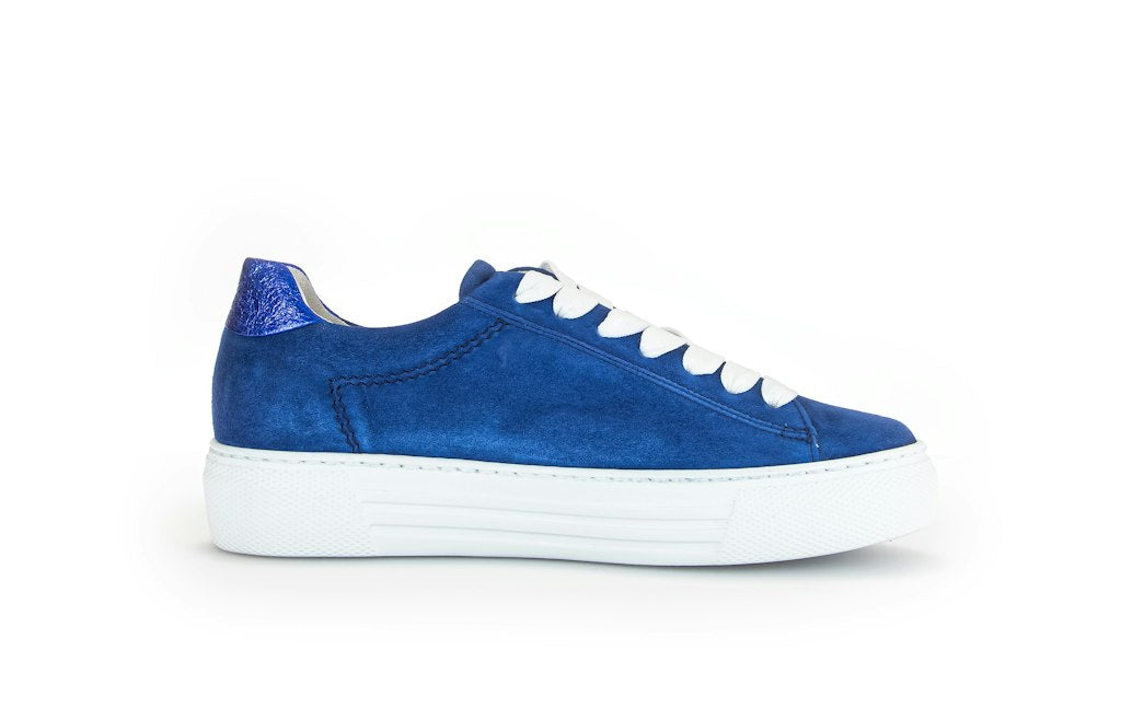 Blau
