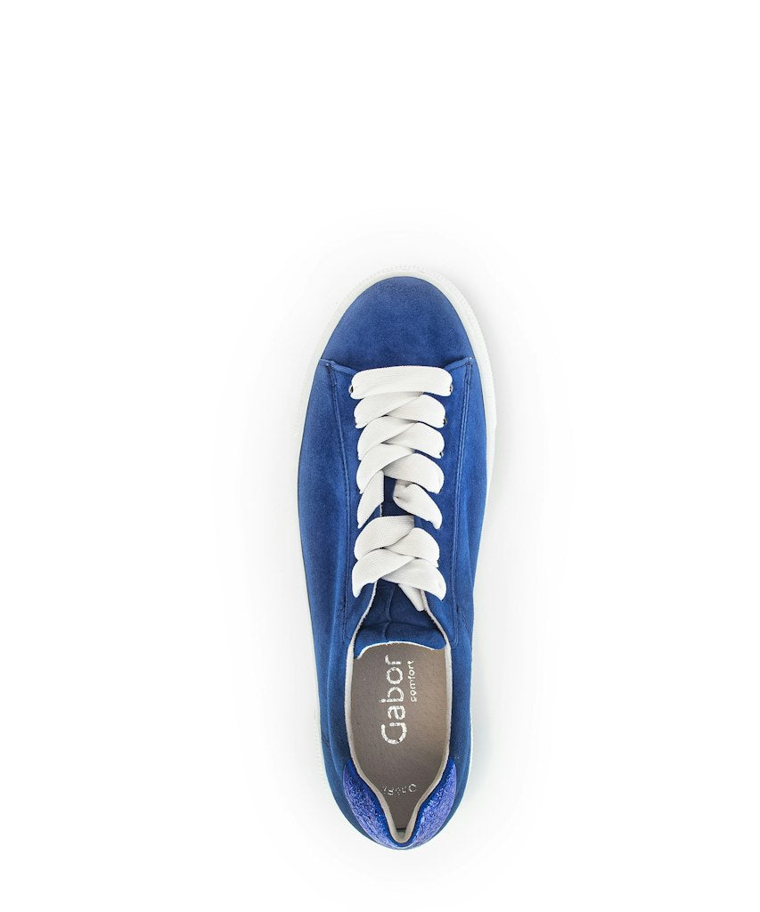 Blau