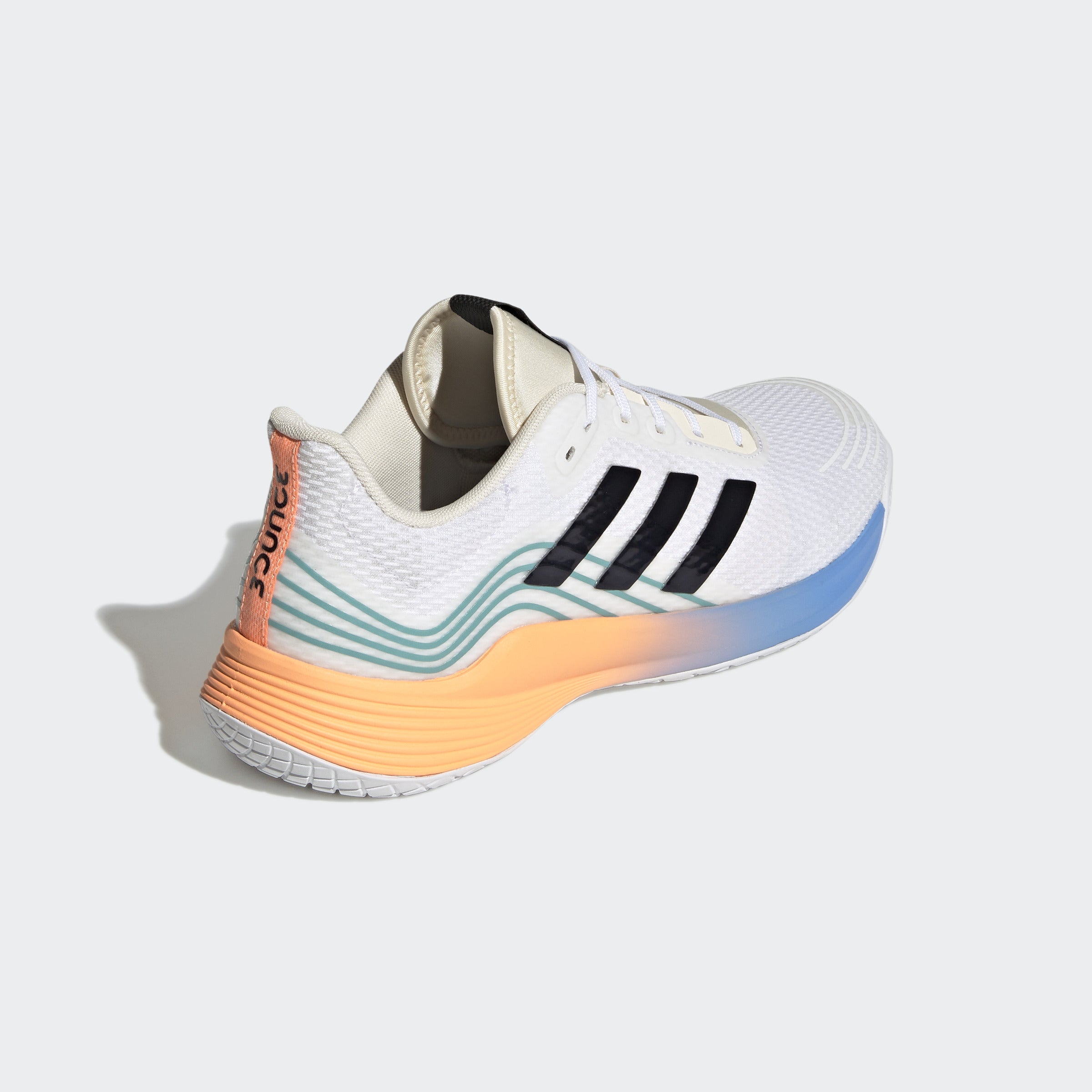 FTWWHT/CBLACK/BEAORA