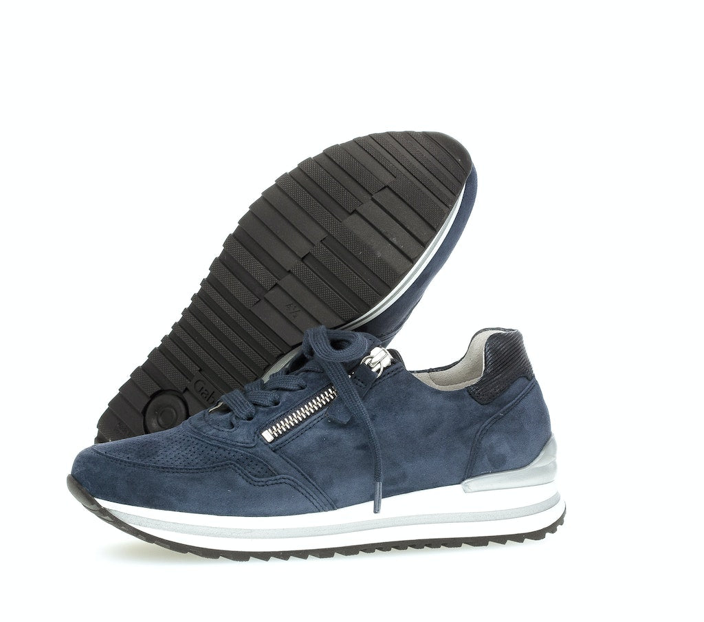 Blau